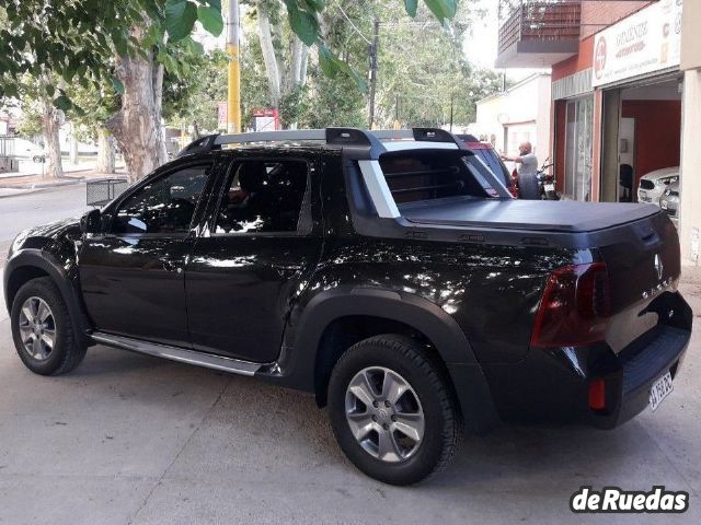 Renault Duster Oroch Usada en Mendoza, deRuedas