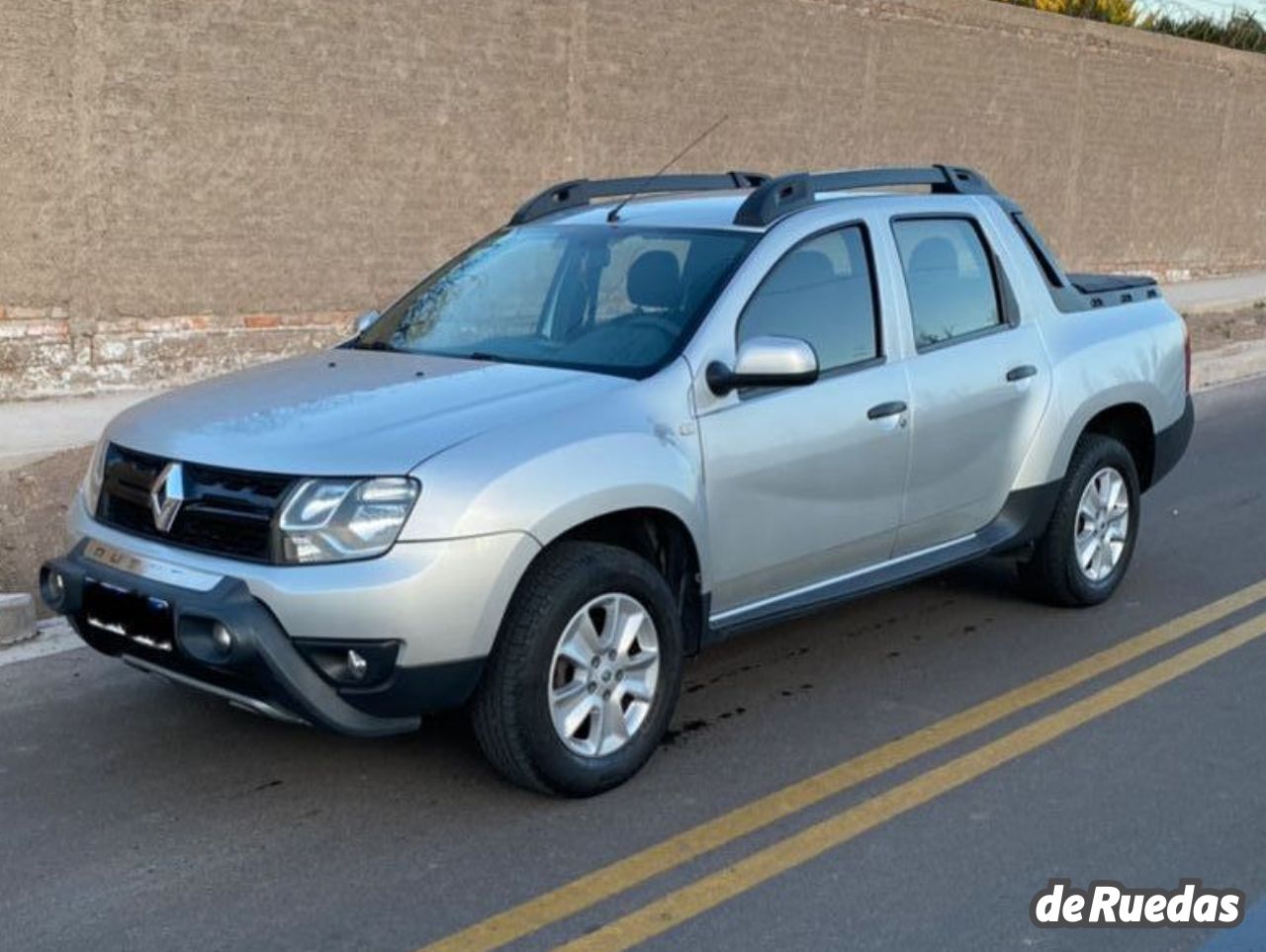 Renault Duster Oroch Usada en Mendoza, deRuedas
