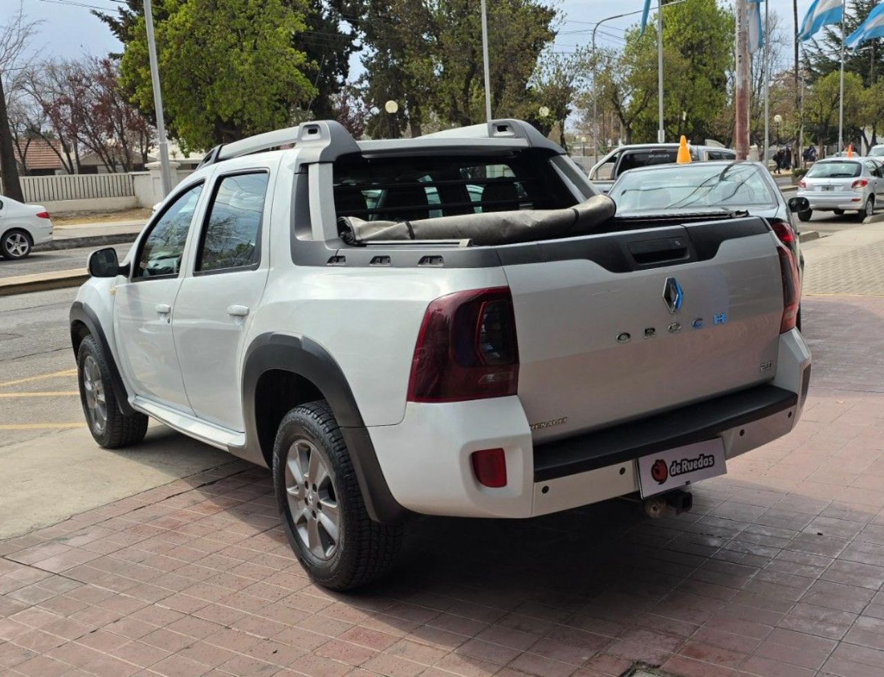 Renault Duster Oroch Usada Financiado en Mendoza, deRuedas