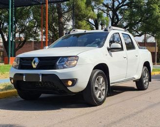 Renault Duster Oroch Usada en Córdoba Financiado