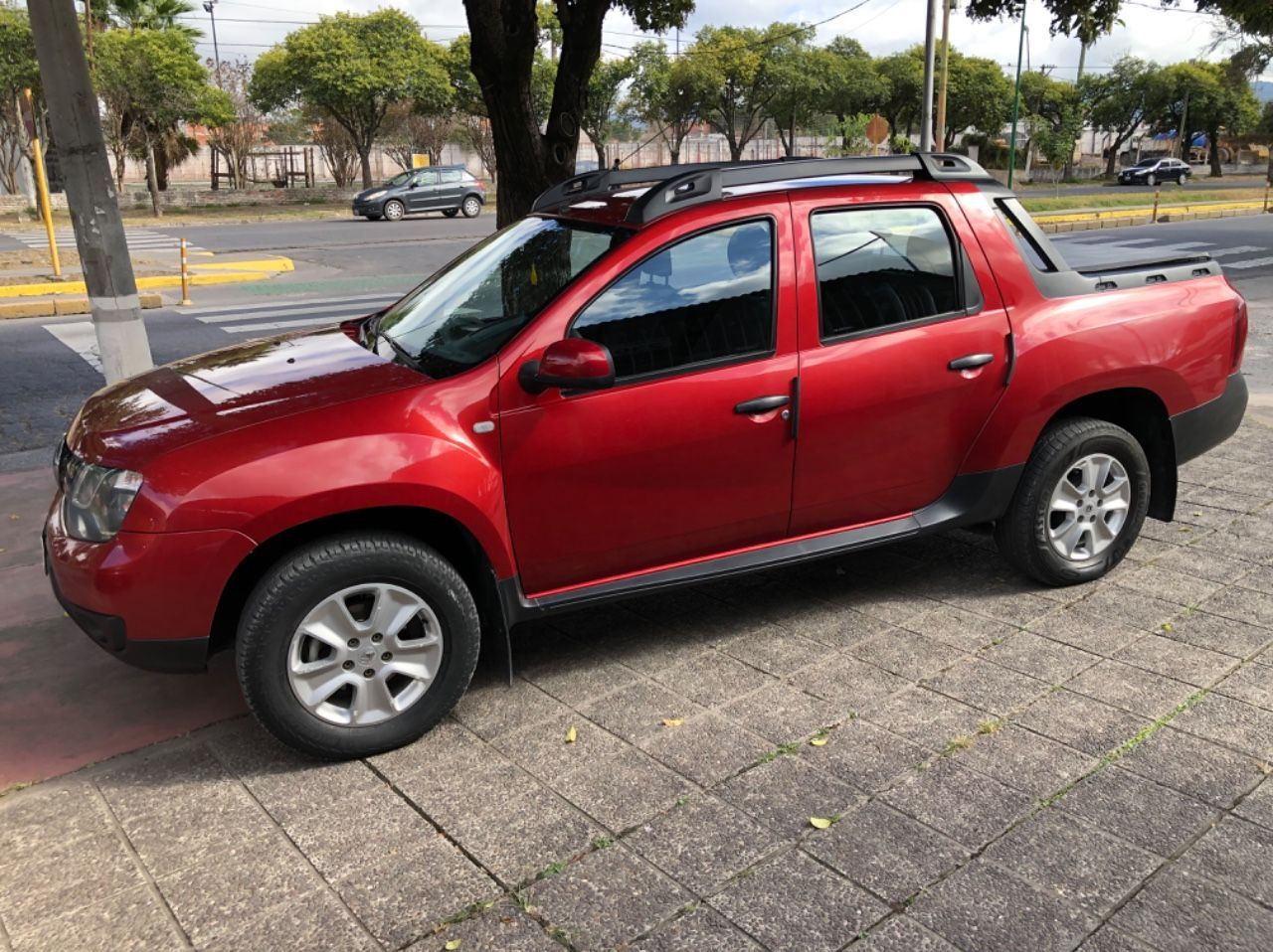 Renault Duster Oroch Usada en Salta, deRuedas