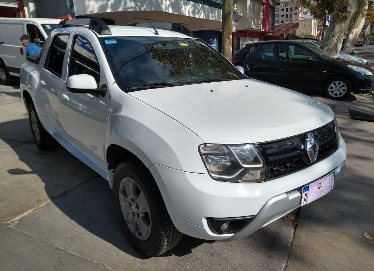 Renault Duster Oroch Usada en Mendoza, deRuedas