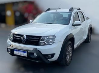 Renault Duster Oroch Usada en Córdoba Financiado