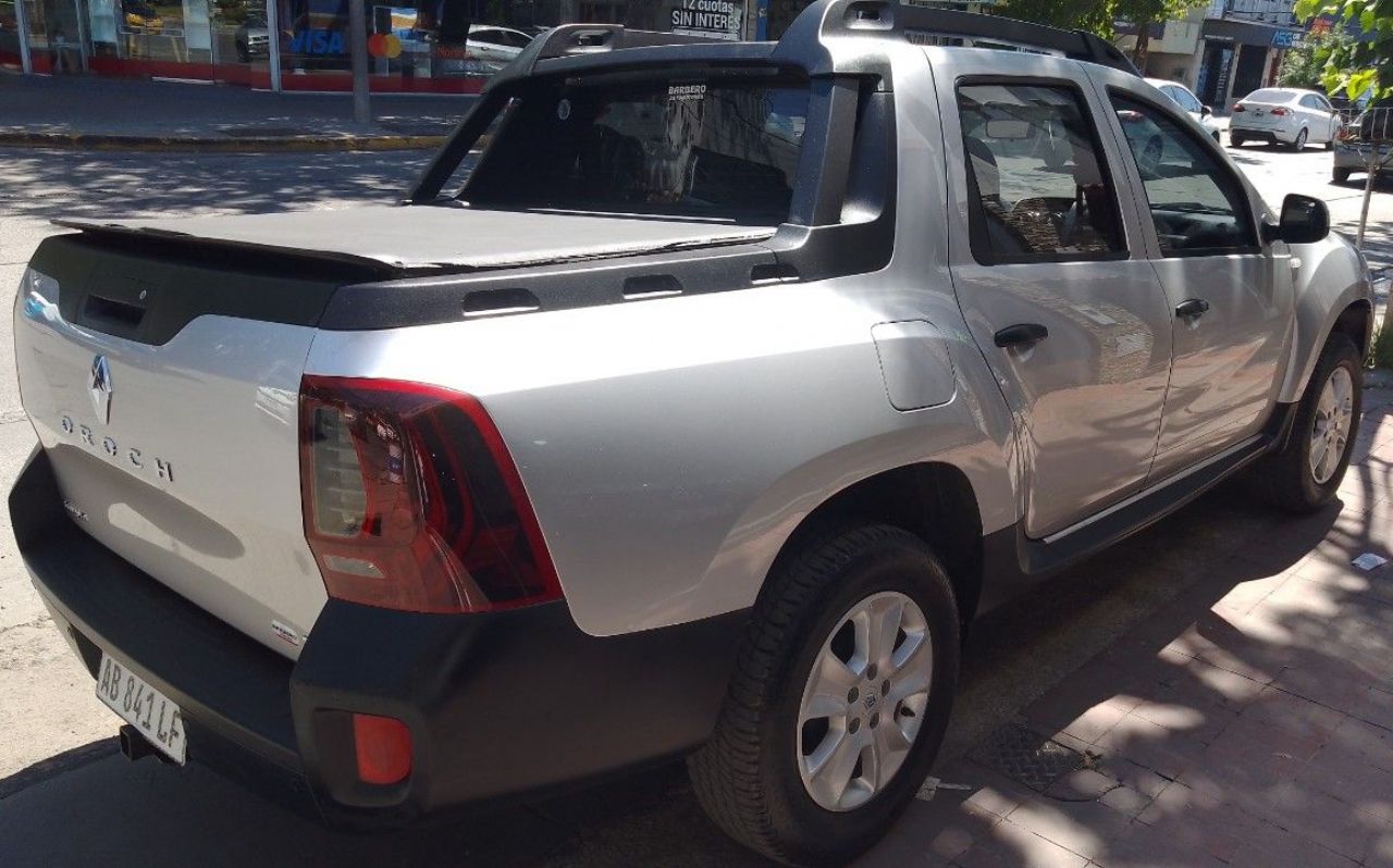 Renault Duster Oroch Usada en Mendoza, deRuedas
