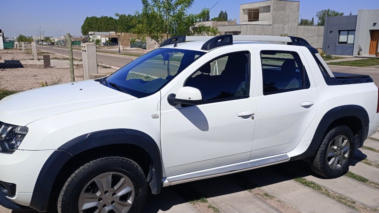 Renault Duster Oroch Usada en Mendoza, deRuedas