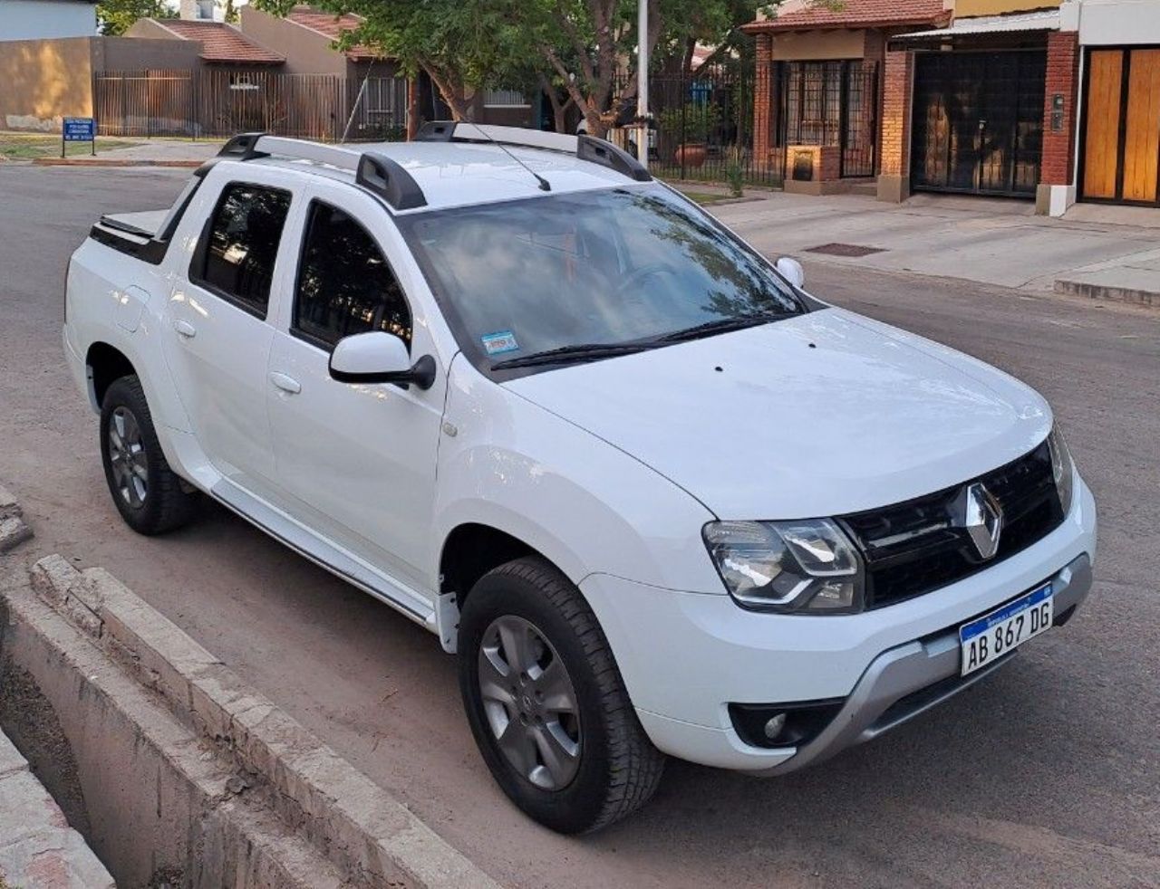 Renault Duster Oroch Usada en Mendoza, deRuedas