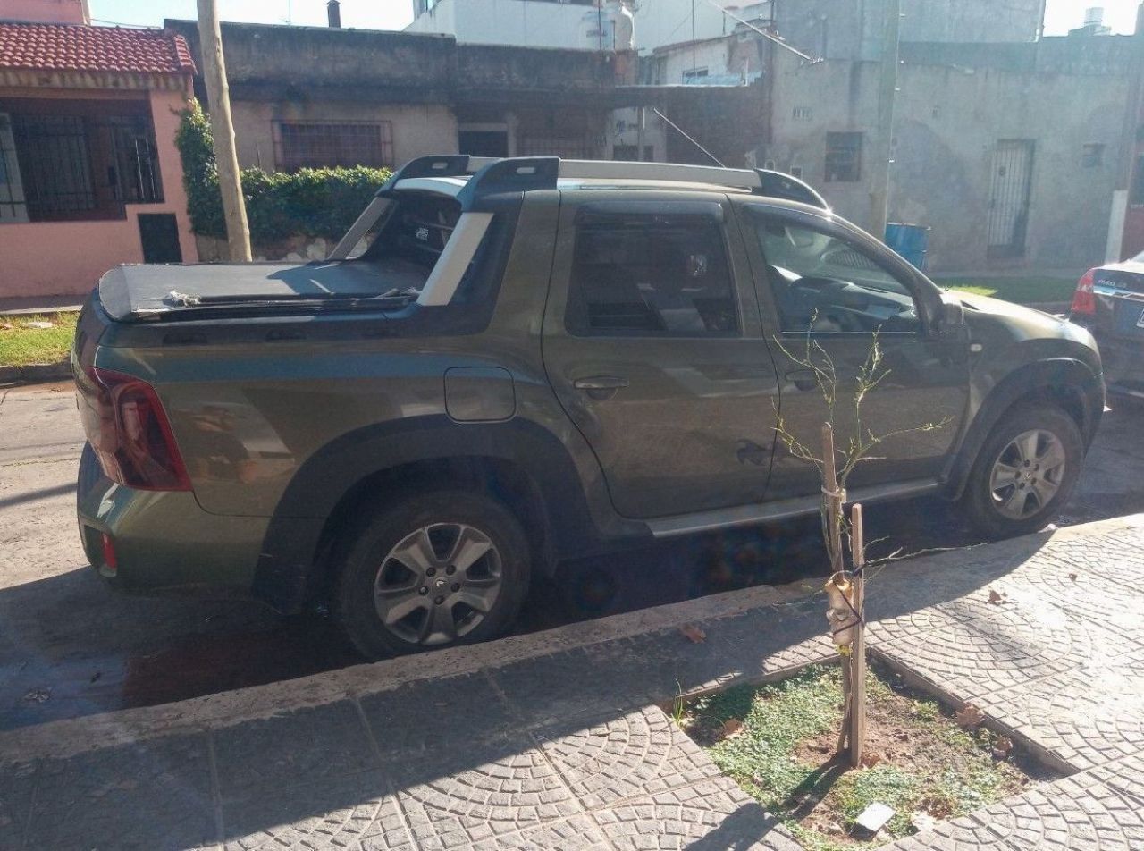 Renault Duster Oroch Usada en Buenos Aires, deRuedas