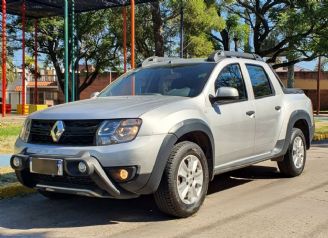 Renault Duster Oroch Usada en Córdoba Financiado