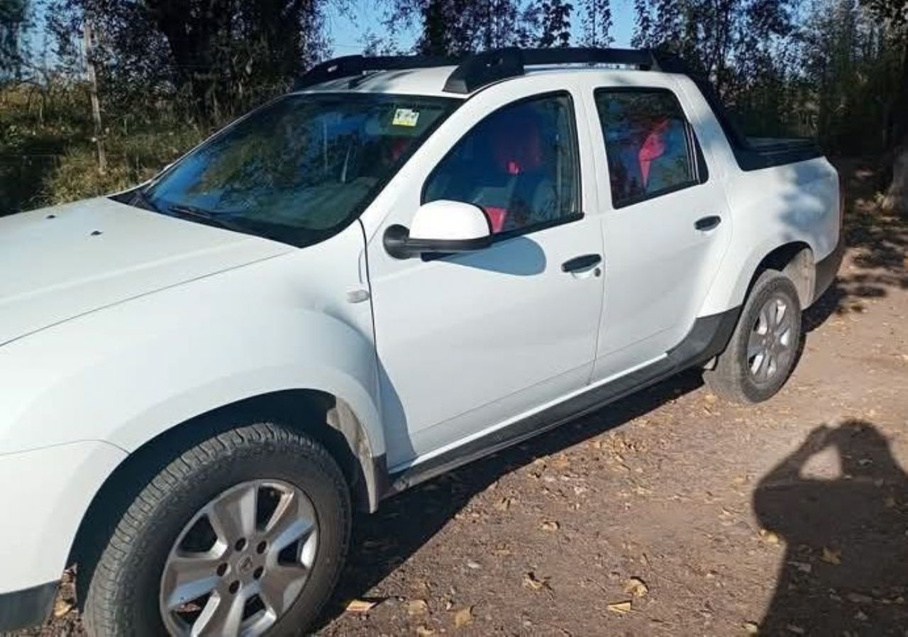 Renault Duster Oroch Usada en Mendoza, deRuedas