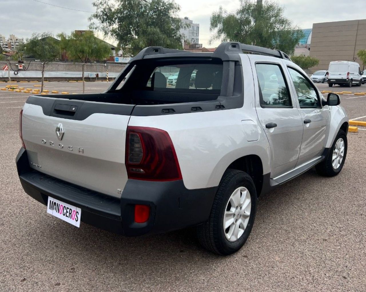 Renault Duster Oroch Usada Financiado en Mendoza, deRuedas
