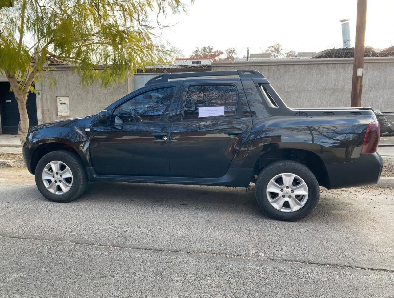 Renault Duster Oroch Usada en Mendoza, deRuedas