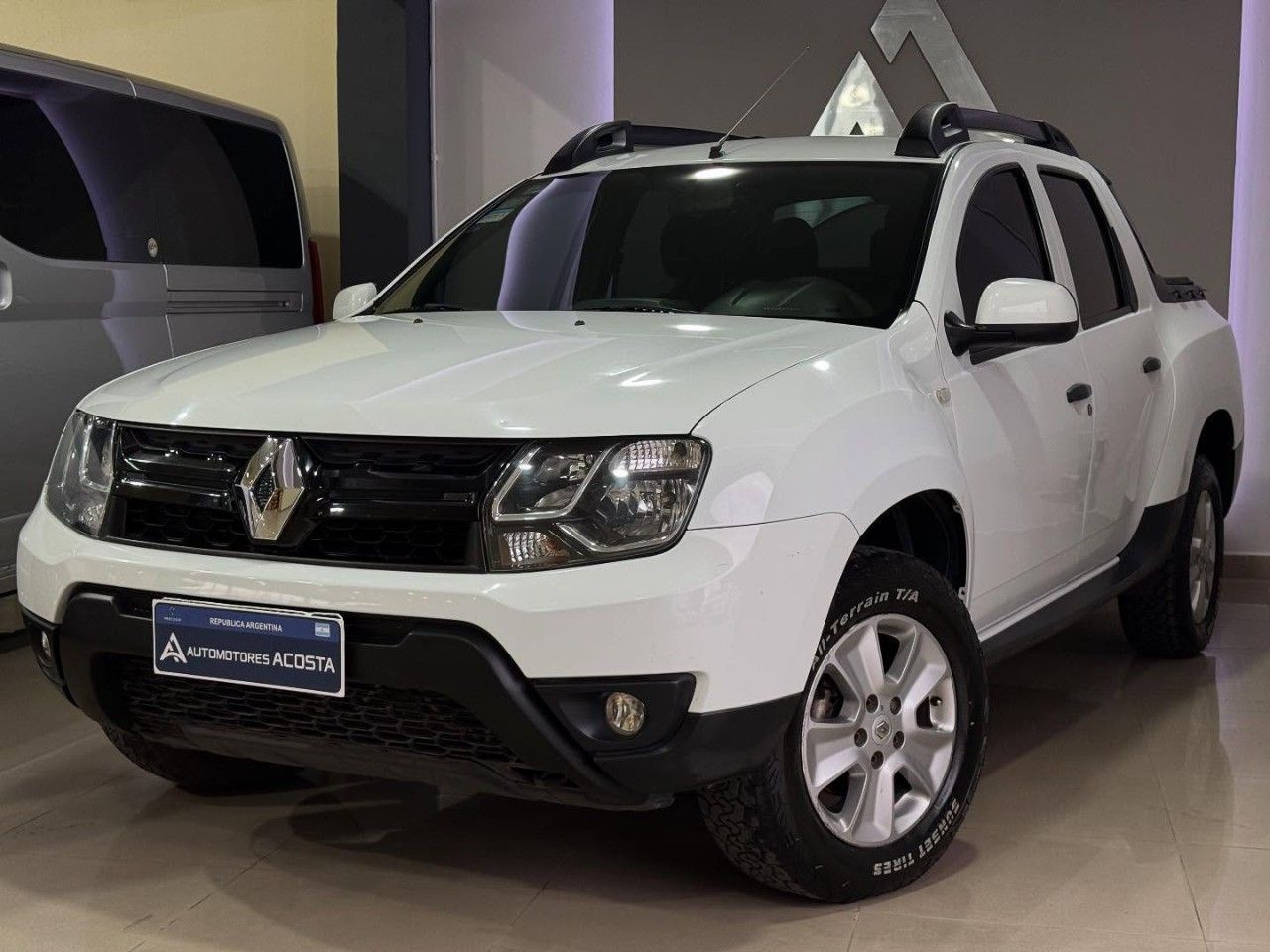 Renault Duster Oroch Usada Financiado en San Juan, deRuedas