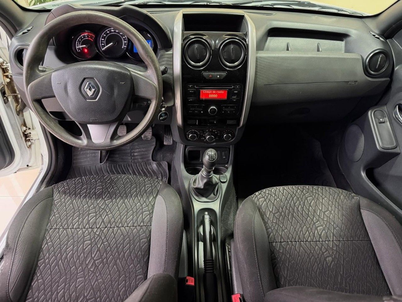 Renault Duster Oroch Usada Financiado en San Juan, deRuedas