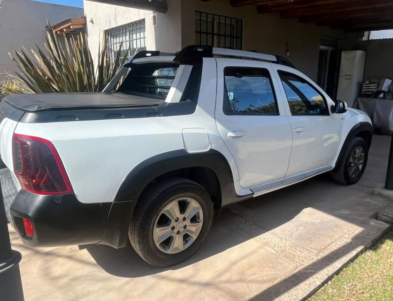 Renault Duster Oroch Usada en Mendoza, deRuedas
