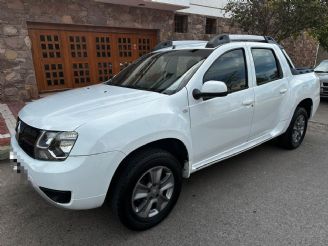 Renault Duster Oroch Usada en Córdoba Financiado