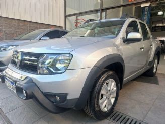Renault Duster Oroch Usada en Mendoza Financiado