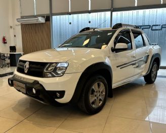 Renault Duster Oroch Usada en Córdoba Financiado