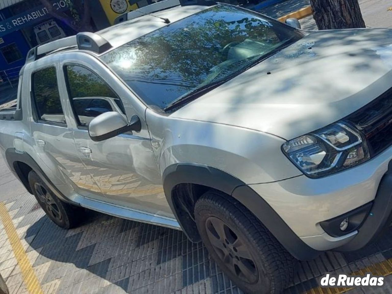 Renault Duster Oroch Usada en Mendoza, deRuedas