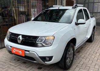 Renault Duster Oroch Usada en Córdoba Financiado