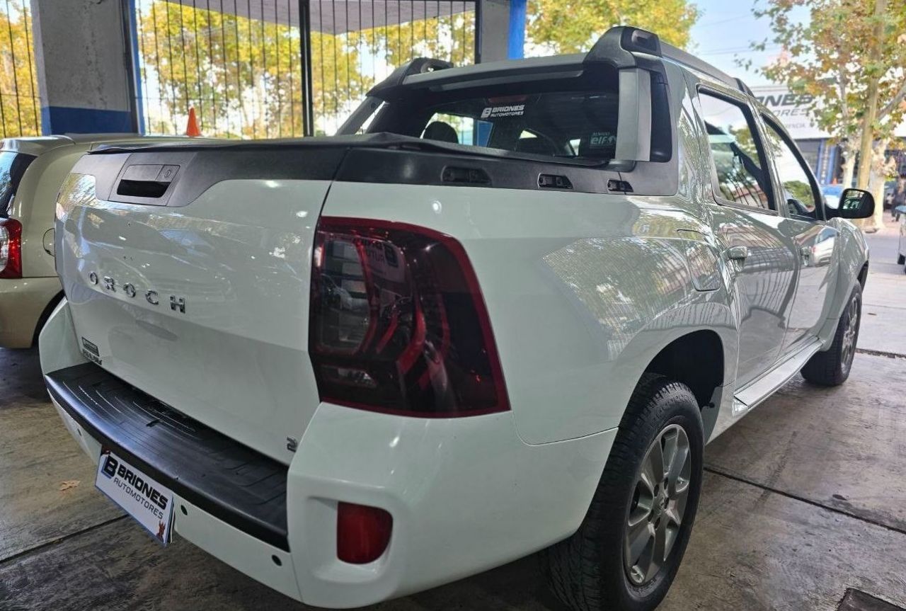 Renault Duster Oroch Usada en Mendoza, deRuedas