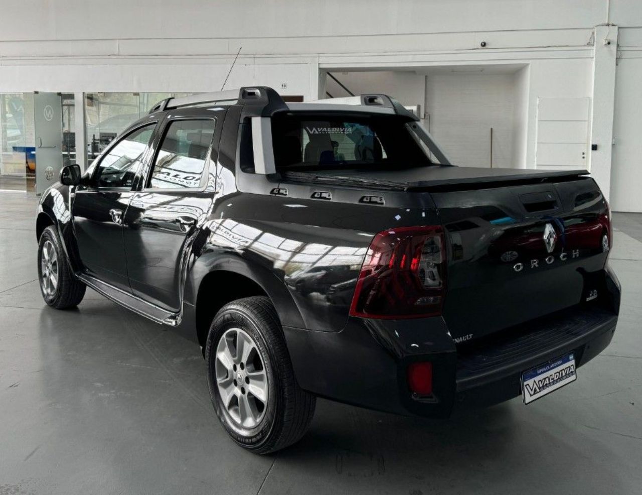 Renault Duster Oroch Usada Financiado en San Juan, deRuedas