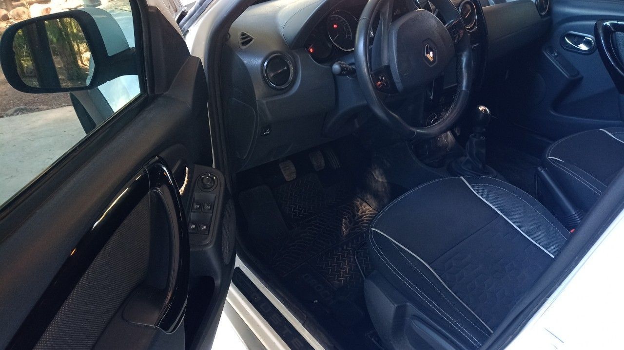 Renault Duster Oroch Usada en Mendoza, deRuedas
