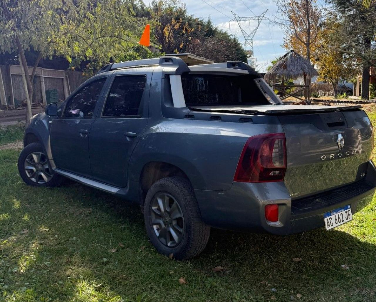 Renault Duster Oroch Usada en Mendoza, deRuedas
