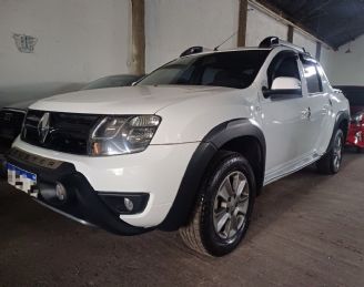 Renault Duster Oroch Usada en Mendoza Financiado