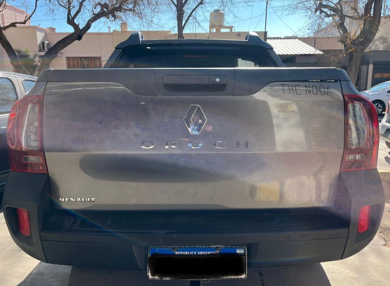 Renault Duster Oroch Usada en Mendoza, deRuedas