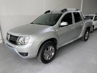 Renault Duster Oroch Usada en Córdoba Financiado