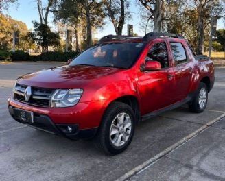 Renault Duster Oroch Usada en Córdoba Financiado