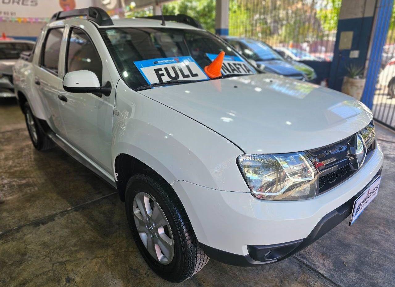 Renault Duster Oroch Usada en Mendoza, deRuedas