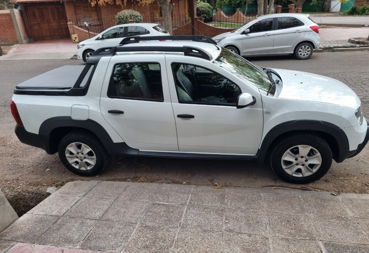 Renault Duster Oroch Usada en Mendoza, deRuedas