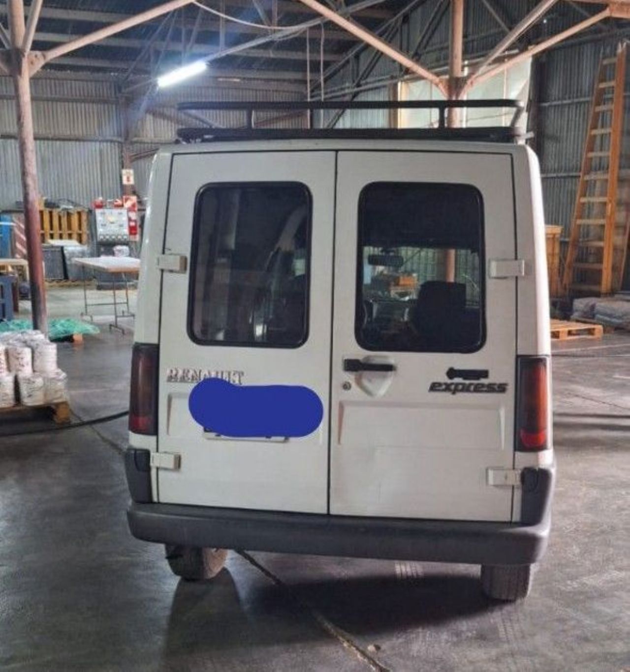 Renault Express Usada en Mendoza, deRuedas