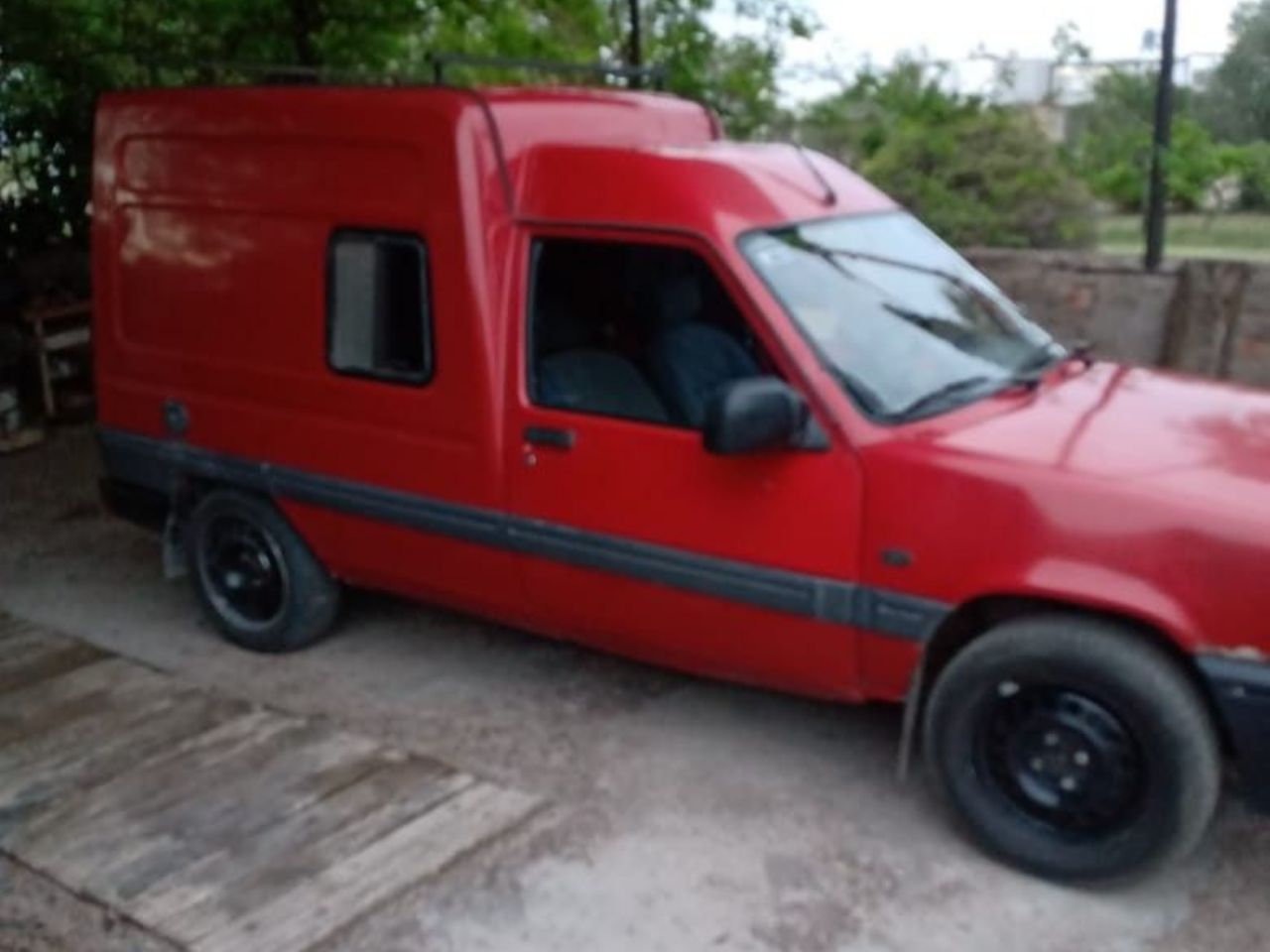 Renault Express Usada en Mendoza, deRuedas