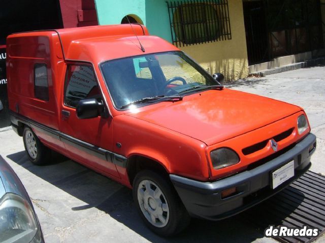 Renault Express Usada en Mendoza, deRuedas