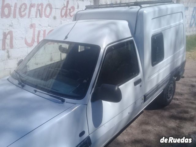 Renault Express Usada en San Juan, deRuedas
