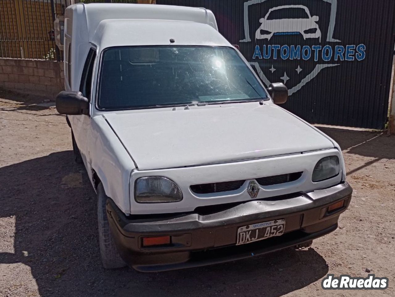 Renault Express Usada en Mendoza, deRuedas