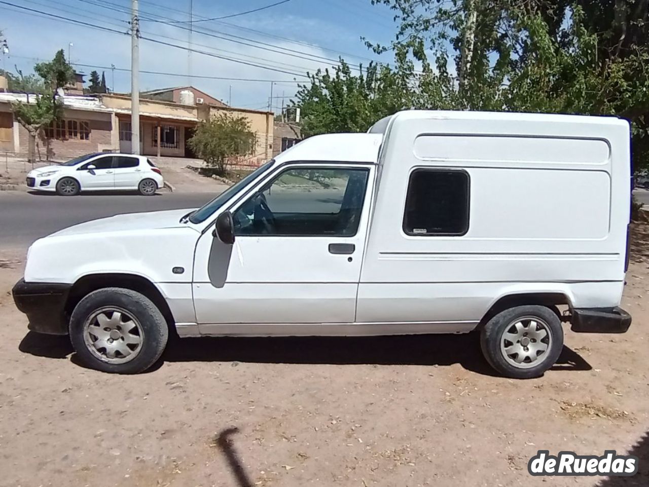 Renault Express Usada en Mendoza, deRuedas