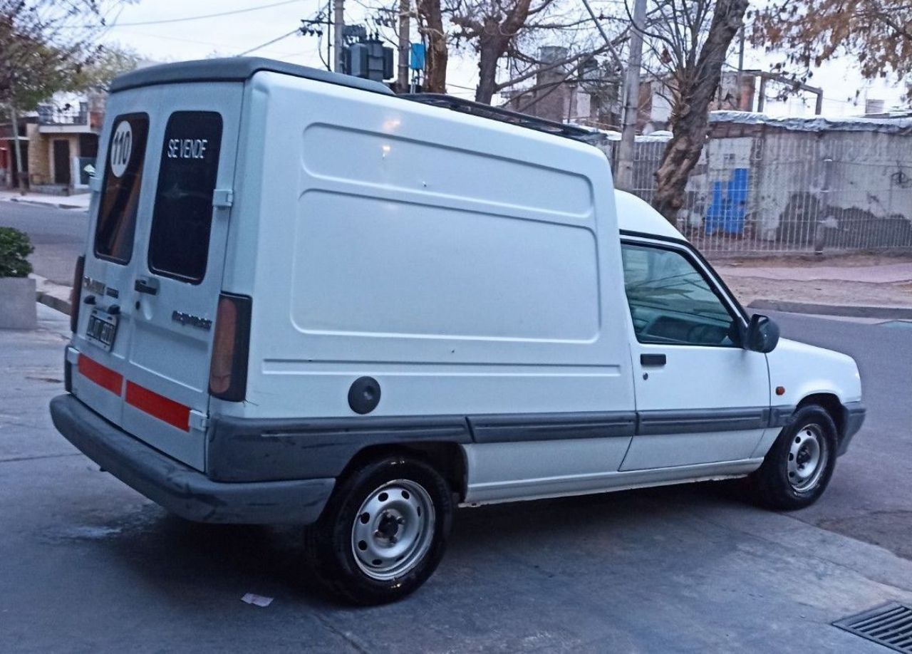 Renault Express Usada en Mendoza, deRuedas