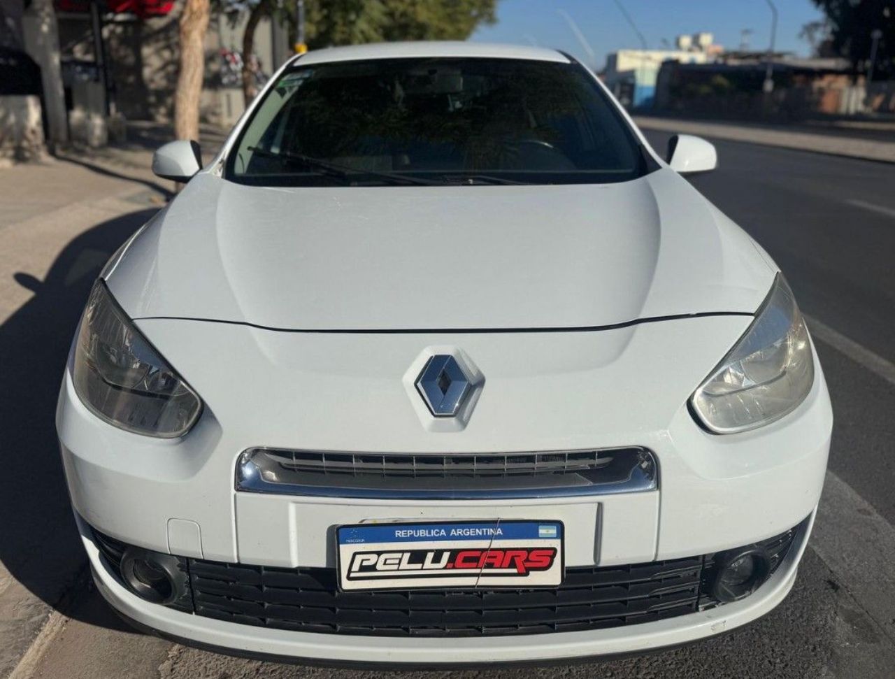 Renault Fluence Usado Financiado en San Juan, deRuedas