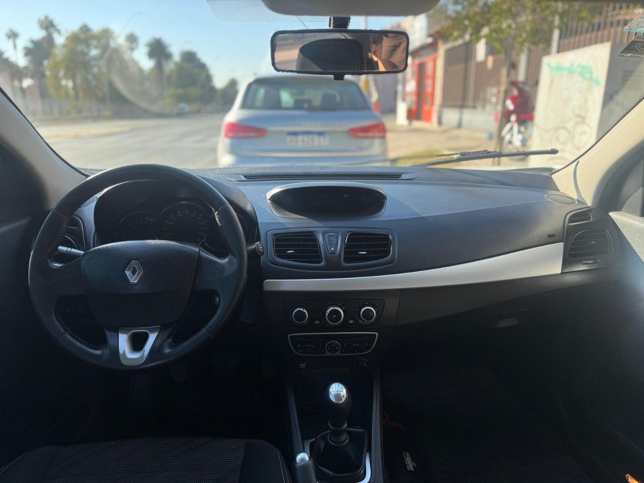 Renault Fluence Usado Financiado en San Juan, deRuedas