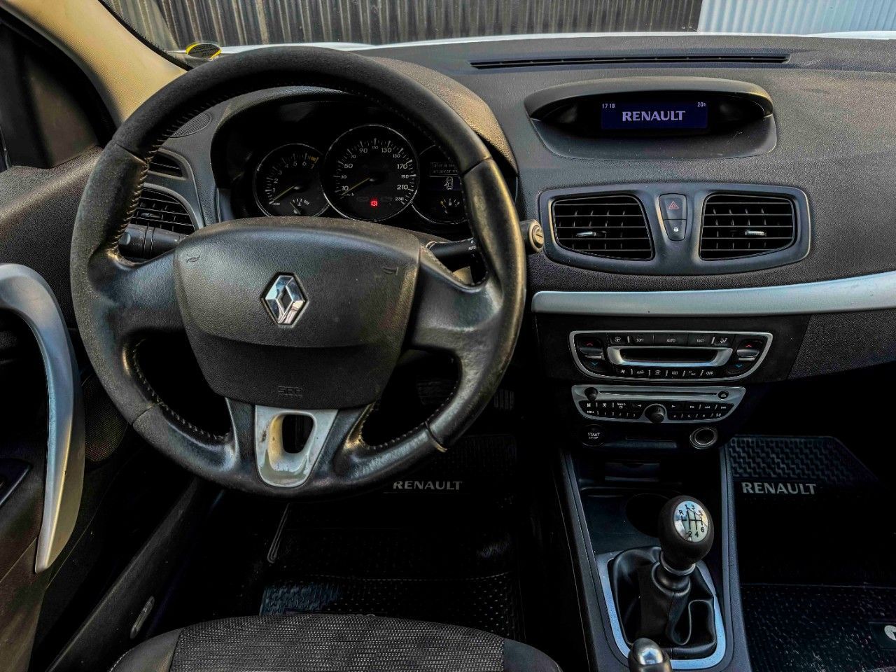 Renault Fluence Usado Financiado en Córdoba, deRuedas