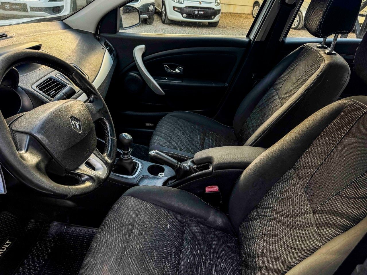 Renault Fluence Usado Financiado en Córdoba, deRuedas