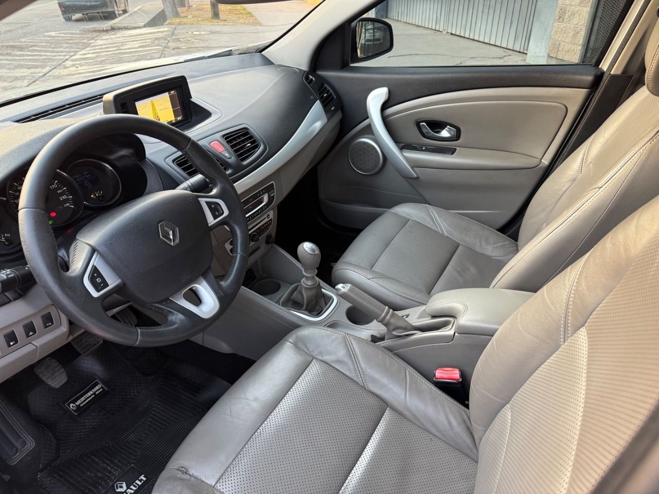 Renault Fluence Usado Financiado en Mendoza, deRuedas