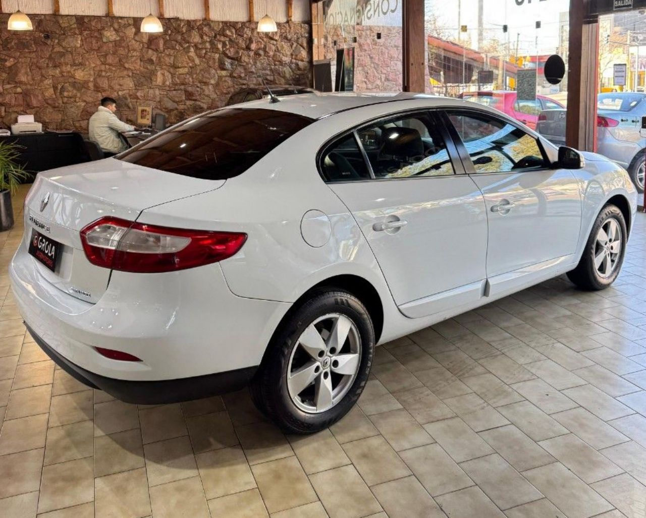 Renault Fluence Usado Financiado en Córdoba, deRuedas