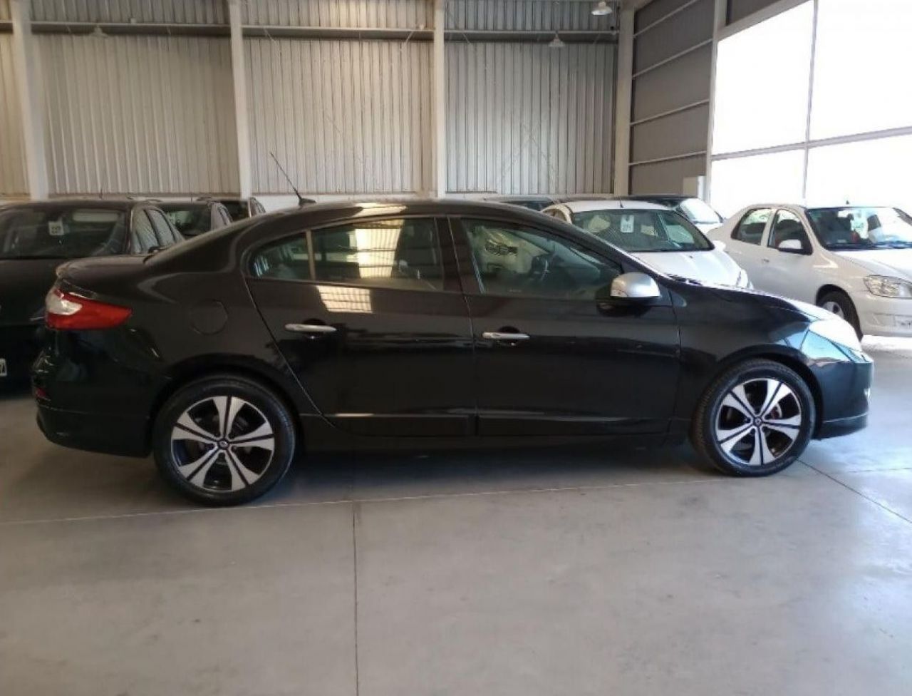 Renault Fluence Usado en San Juan, deRuedas