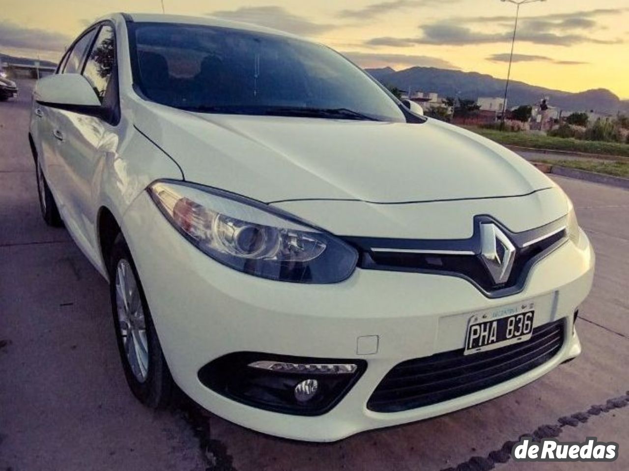 Renault Fluence Usado en Salta, deRuedas