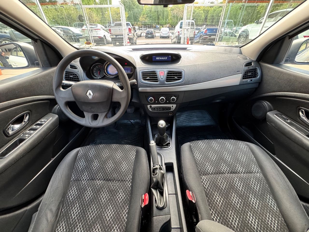 Renault Fluence Usado Financiado en Mendoza, deRuedas