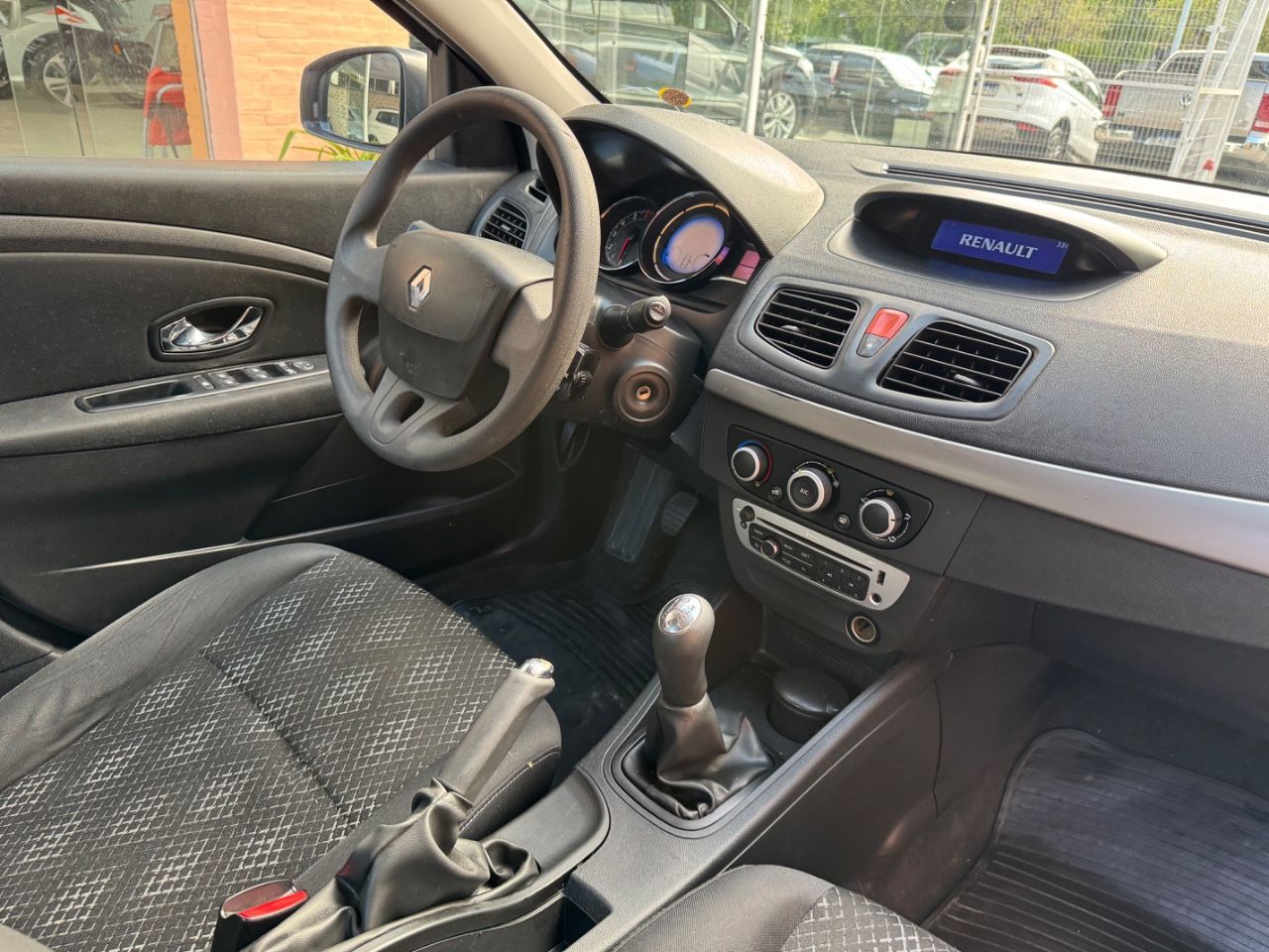 Renault Fluence Usado Financiado en Mendoza, deRuedas
